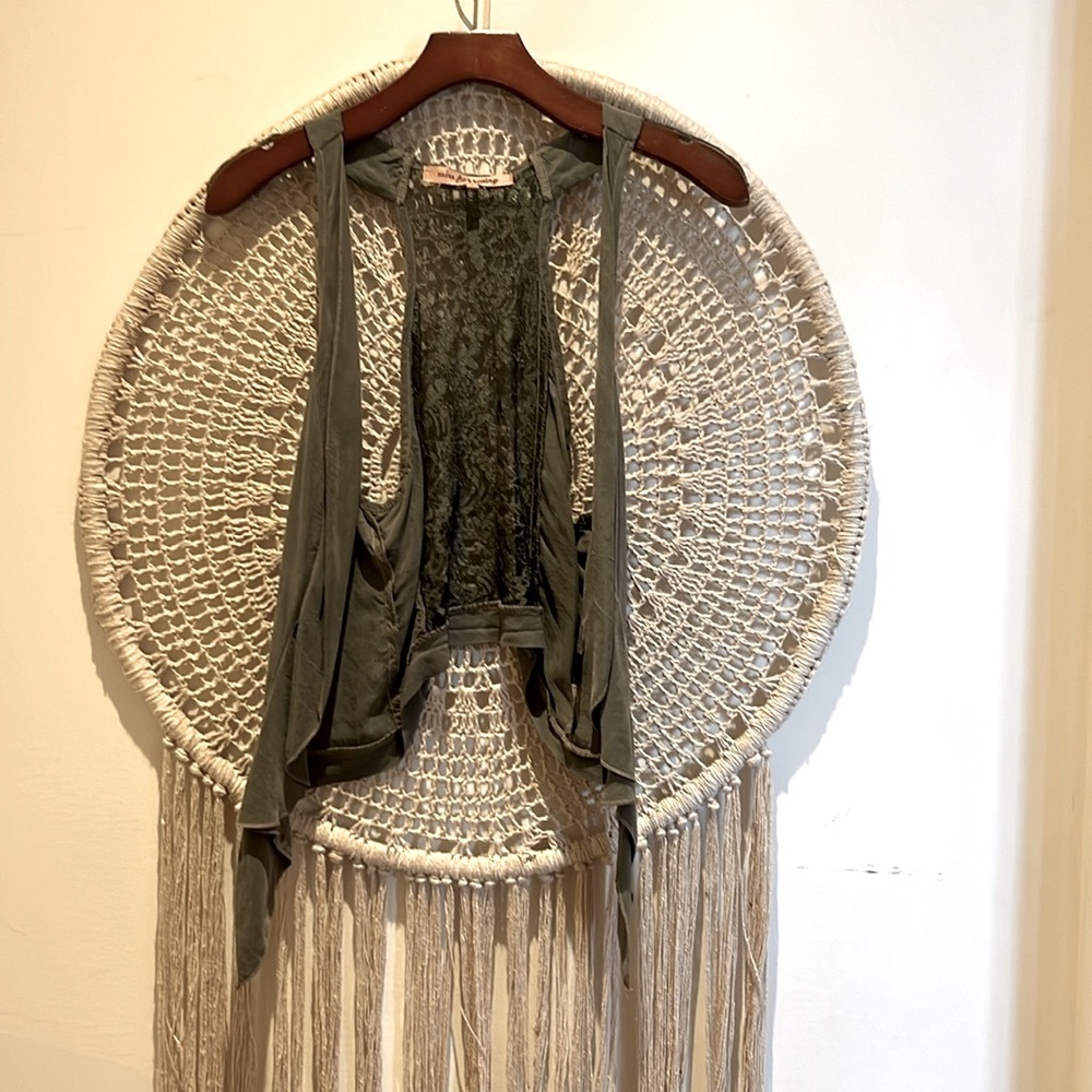 Ann‎ Ferriday ~Los Angeles ~ Glorious Grey Vest with lace on the back!